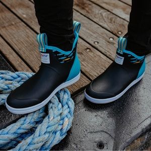 Salmon Sisters x Xtratuf Tails & Scales 6” Ankle Deck Boots